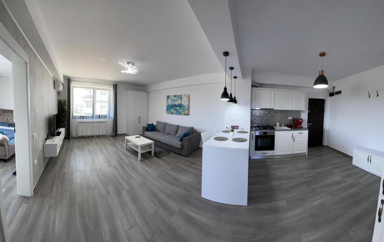Ls Lake Apartment Mamaia Nord Нэводари Экстерьер фото